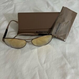 Burberry Aviator glasses